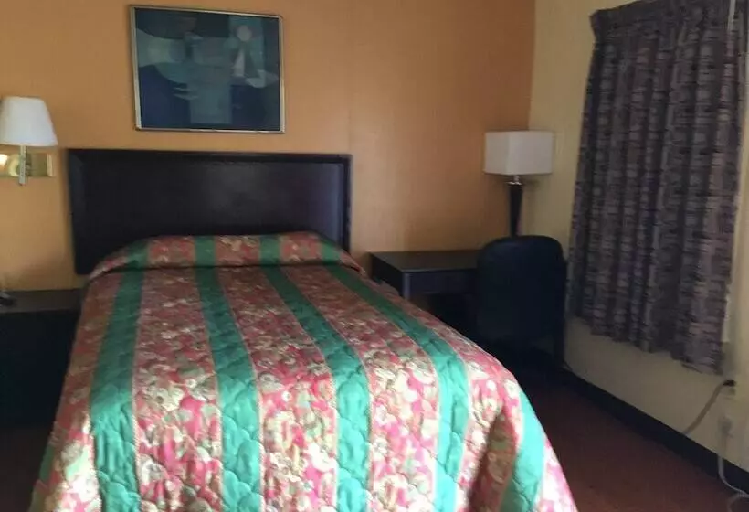 Motelli Skyland Inn   Bristol