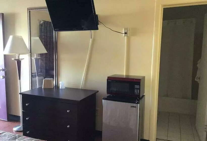 Motelli Skyland Inn   Bristol