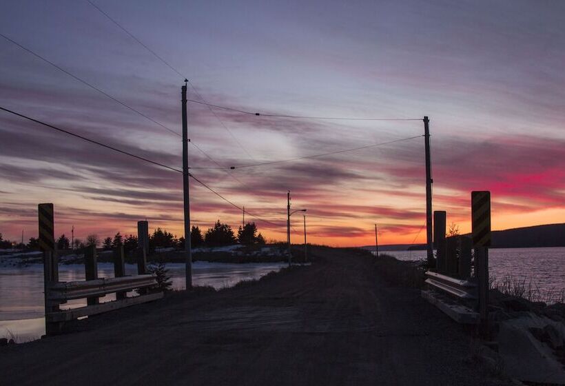 Seaweed And Sod Farm Bed & Breakfast