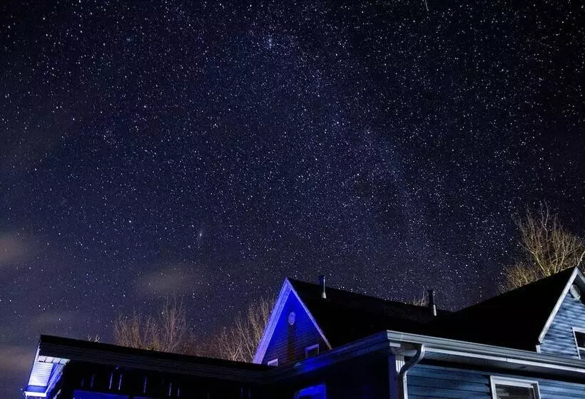 Seaweed And Sod Farm Bed & Breakfast