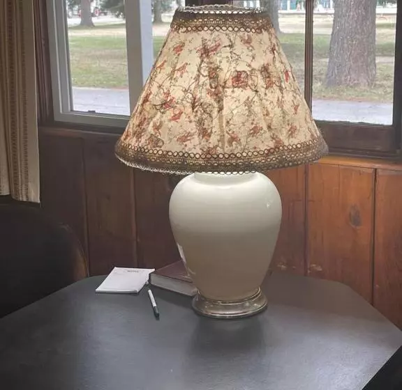 Kootenai Valley Motel