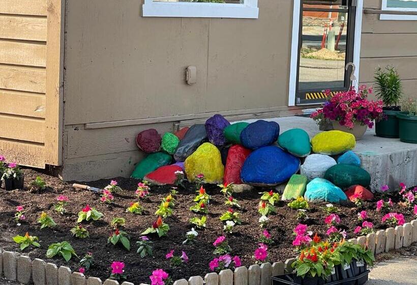 Kootenai Valley Motel