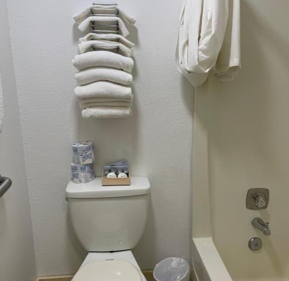 Kootenai Valley Motel