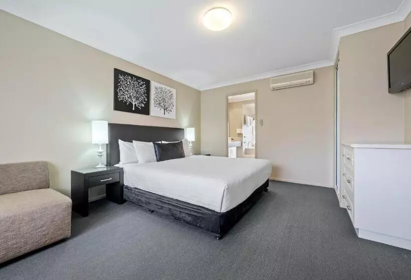 호텔 Ambassador On Ruthven