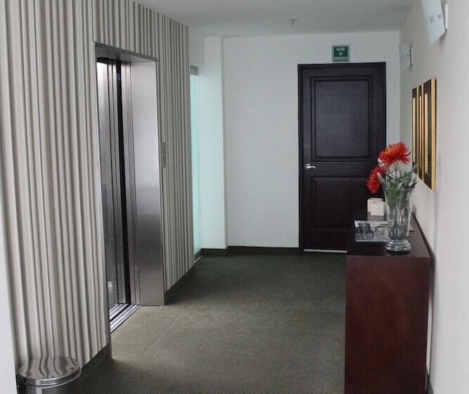 هتل Ankara Las Lomas