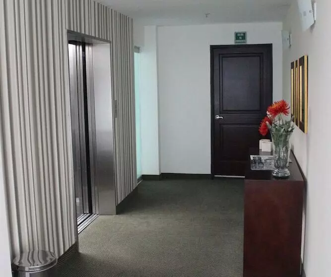 هتل Ankara Las Lomas