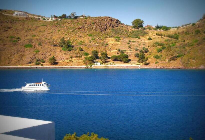 בית מלון כפרי Blue Bay