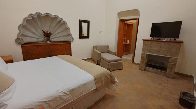 هتل Casalinda San Miguel