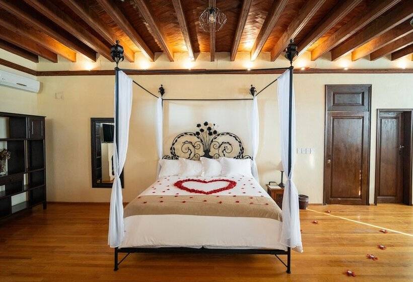 هتل Casalinda San Miguel