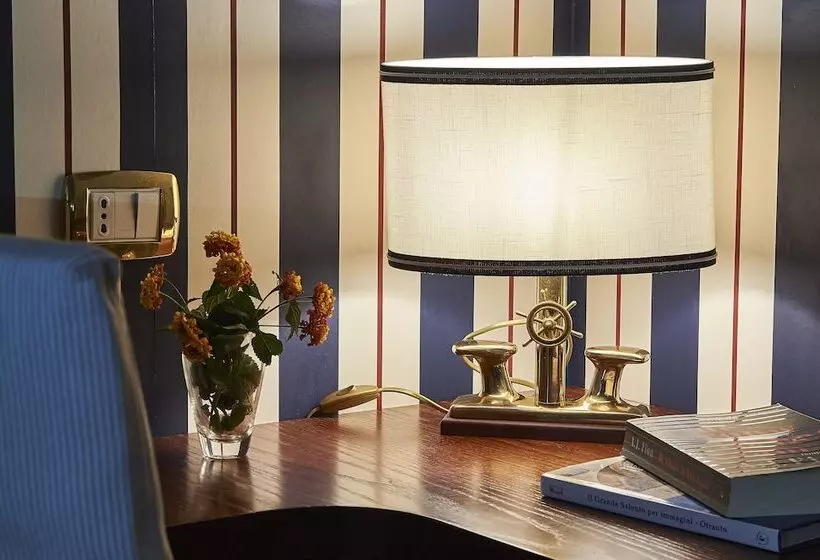 Corte Di Nettuno Cdshotels