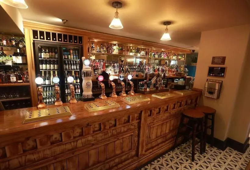 Hotel Green Lodge, Wirral By Marston S Inns