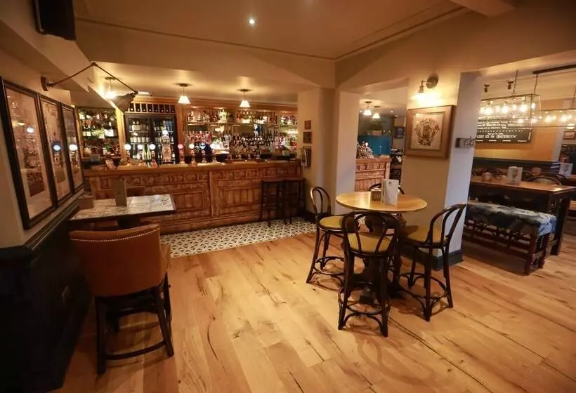 Hotel Green Lodge, Wirral By Marston S Inns