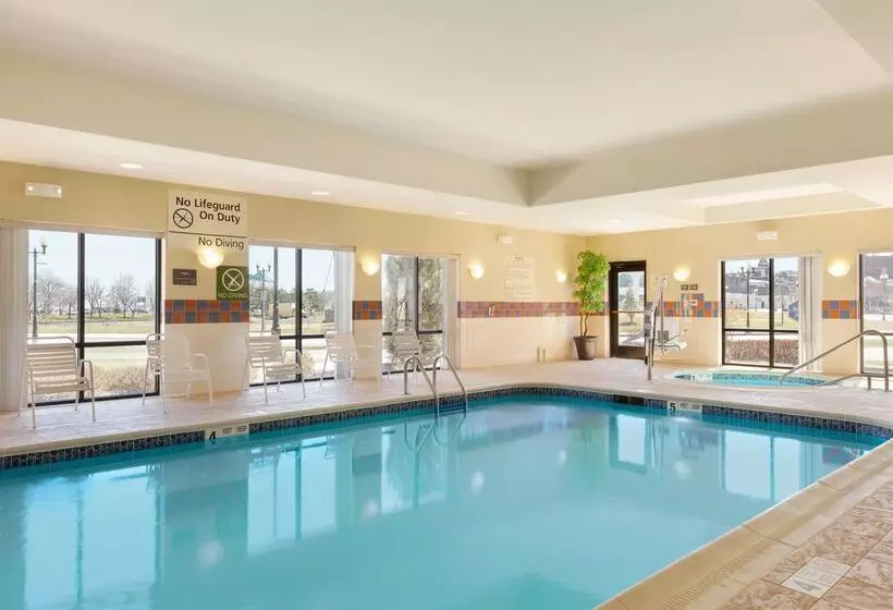 酒店 Hampton Inn Geneva