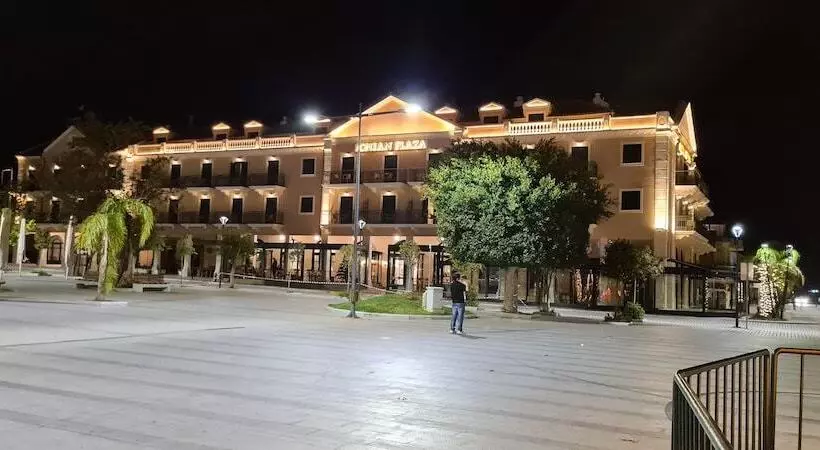 Ionian Plaza Hotel & Spa
