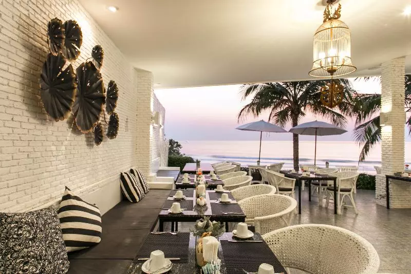 هتل Laksasubha Hua Hin