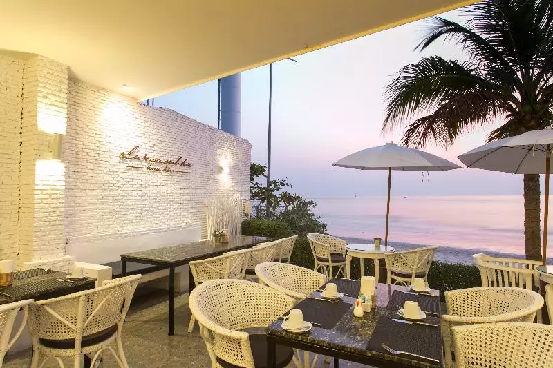 هتل Laksasubha Hua Hin
