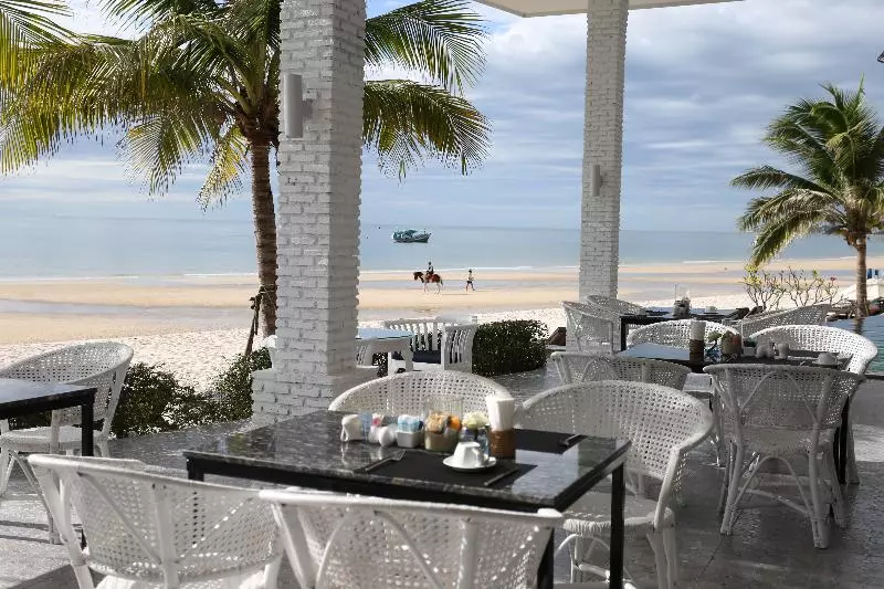 هتل Laksasubha Hua Hin