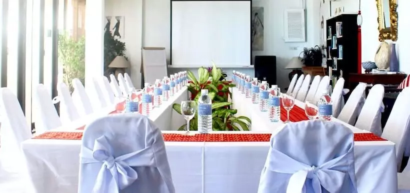 Hotel Laksasubha Hua Hin