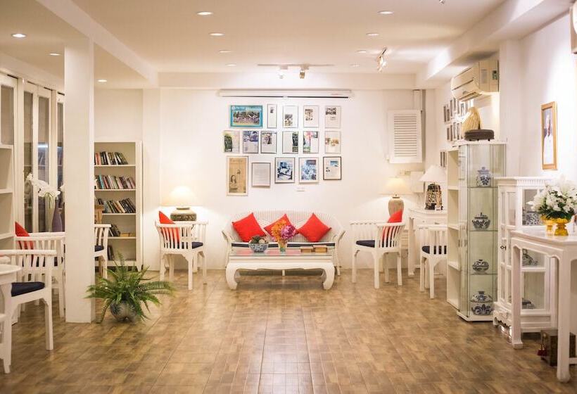 Hotel Laksasubha Hua Hin