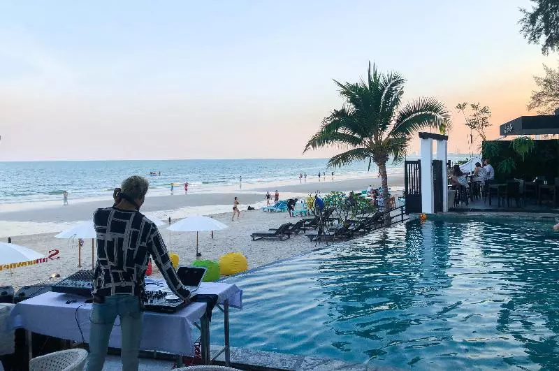 Hotel Laksasubha Hua Hin