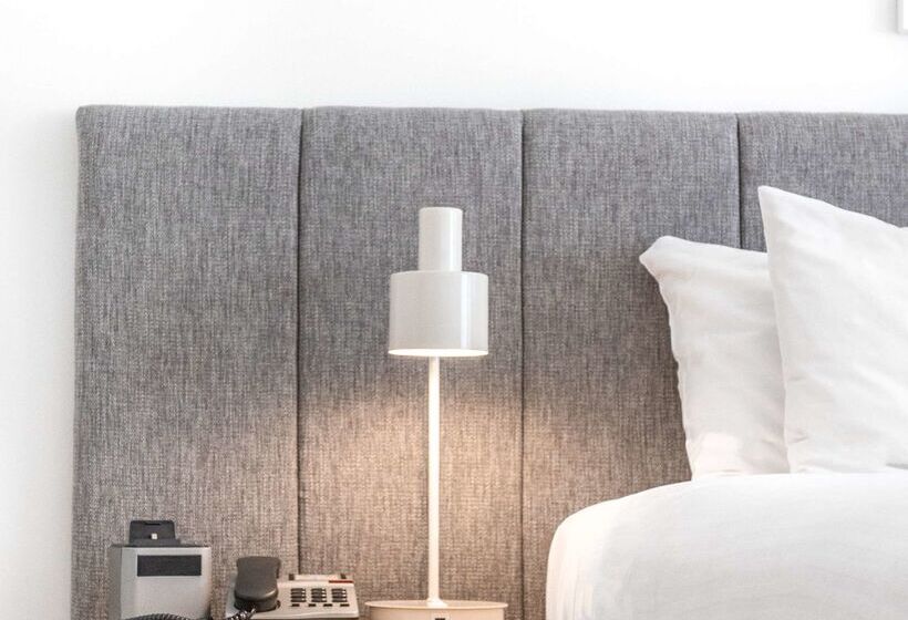 Отель Oaks Casuarina Santai Resort