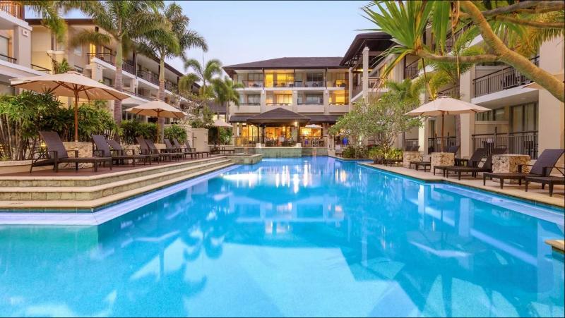 Отель Oaks Casuarina Santai Resort