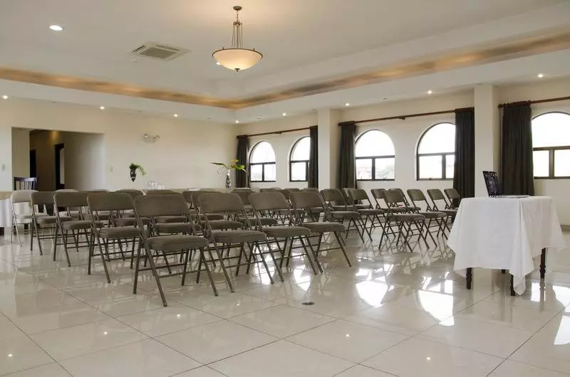 ホテル Plaza Real Suites & Apartments San Jose