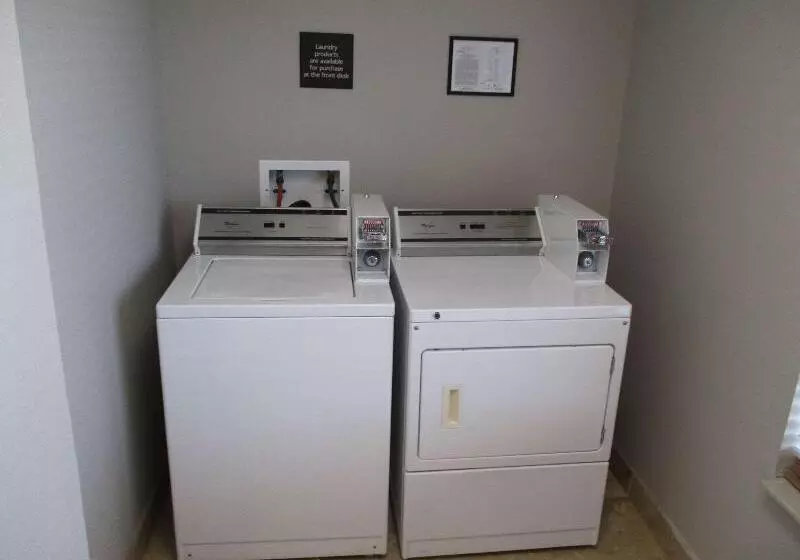 فندق Ramada By Wyndham Burkburnett / Wichita Falls