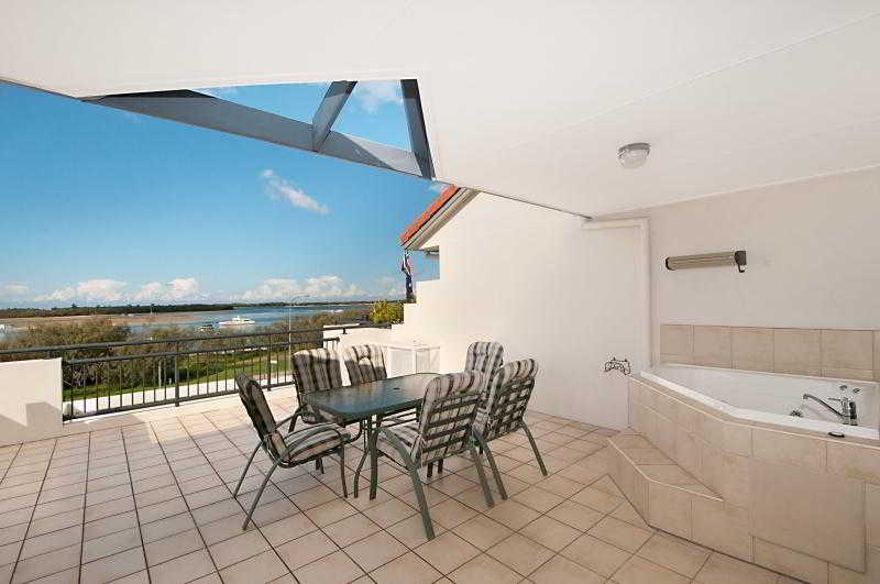 酒店 Sandcastles On The Broadwater