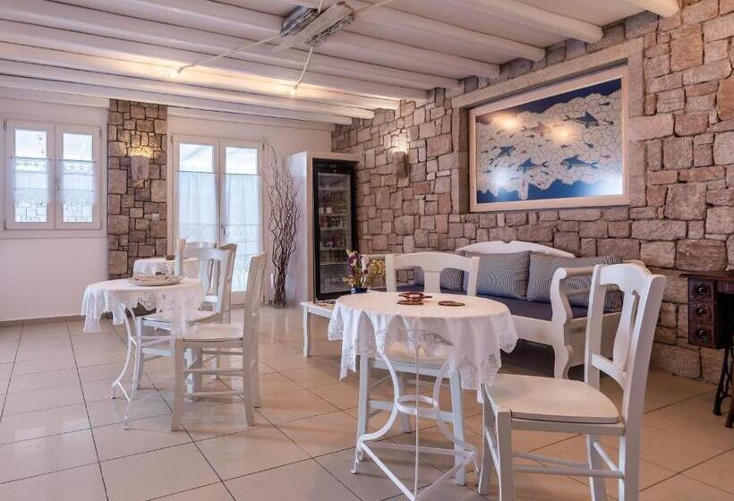 Отель Tania Milos