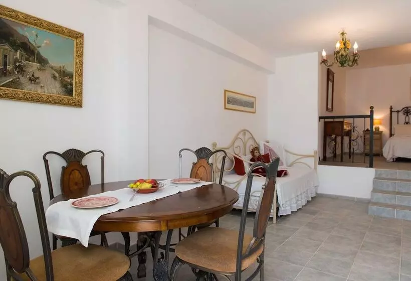 ホテル Villa Areto