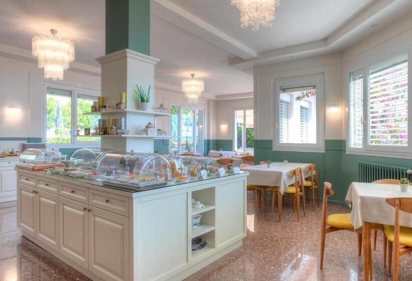 ホテル Villa Europa