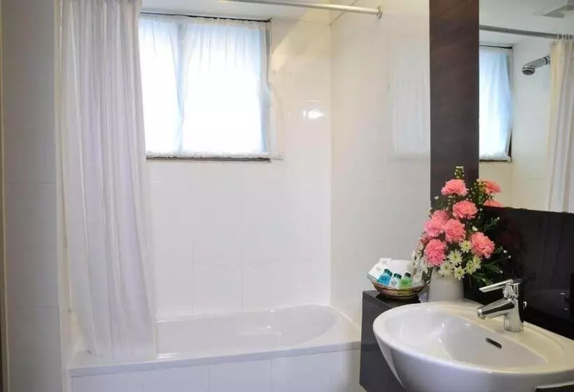 酒店 Mayflower Grande