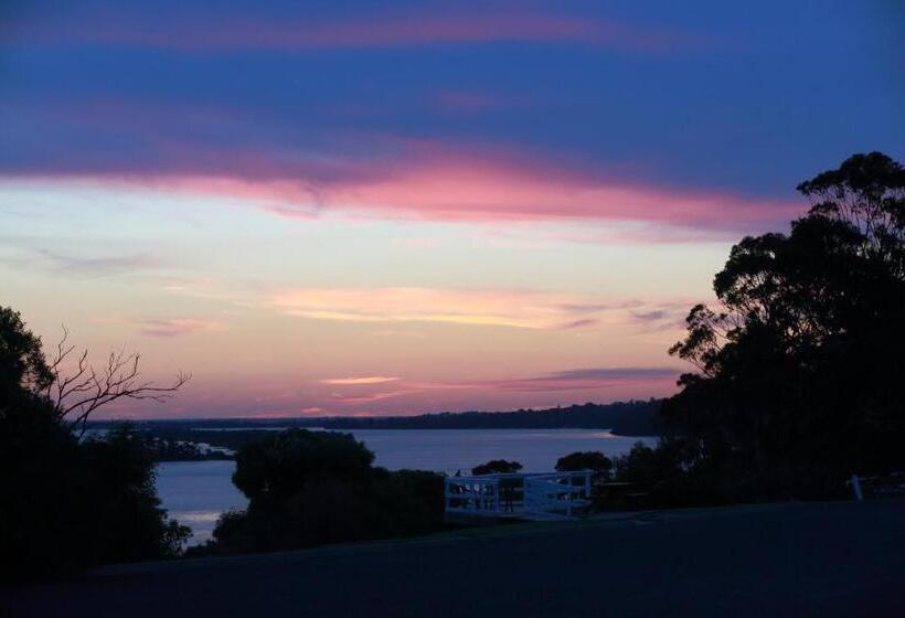 Ocean Views Motel Lakes Entrance