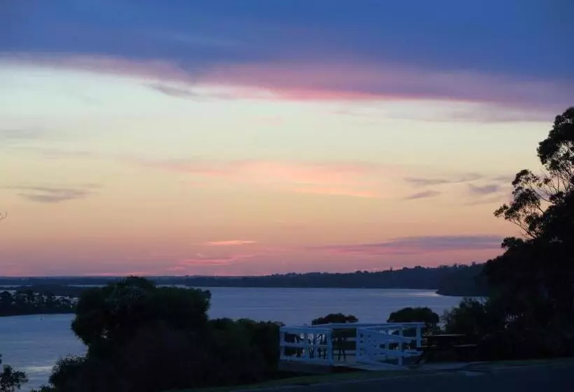 Ocean Views Motel Lakes Entrance