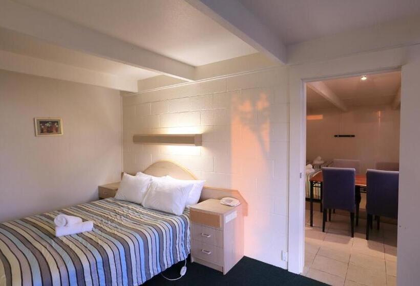 Ocean Views Motel Lakes Entrance