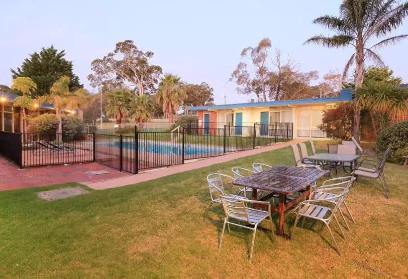 Ocean Views Motel Lakes Entrance