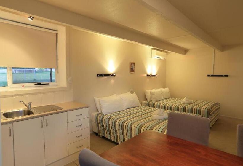 Ocean Views Motel Lakes Entrance