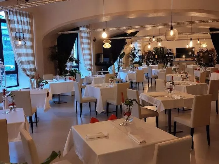 리조트 La Cartiera