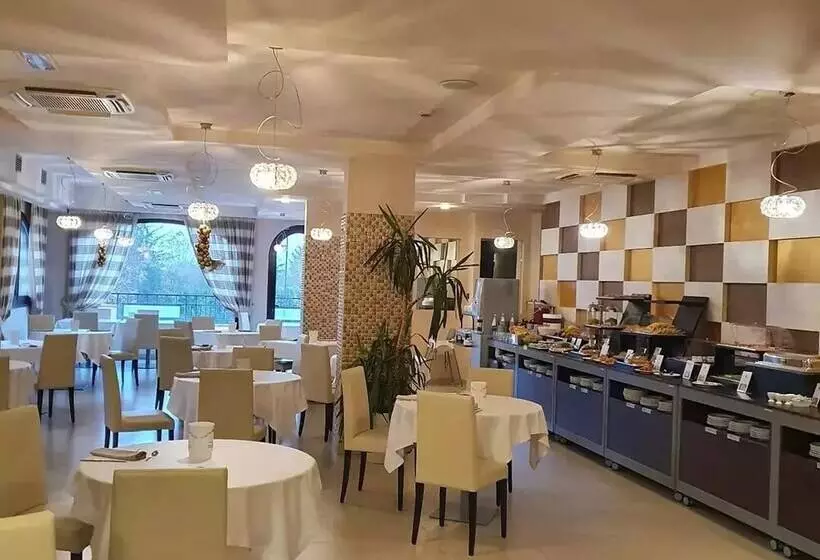 리조트 La Cartiera