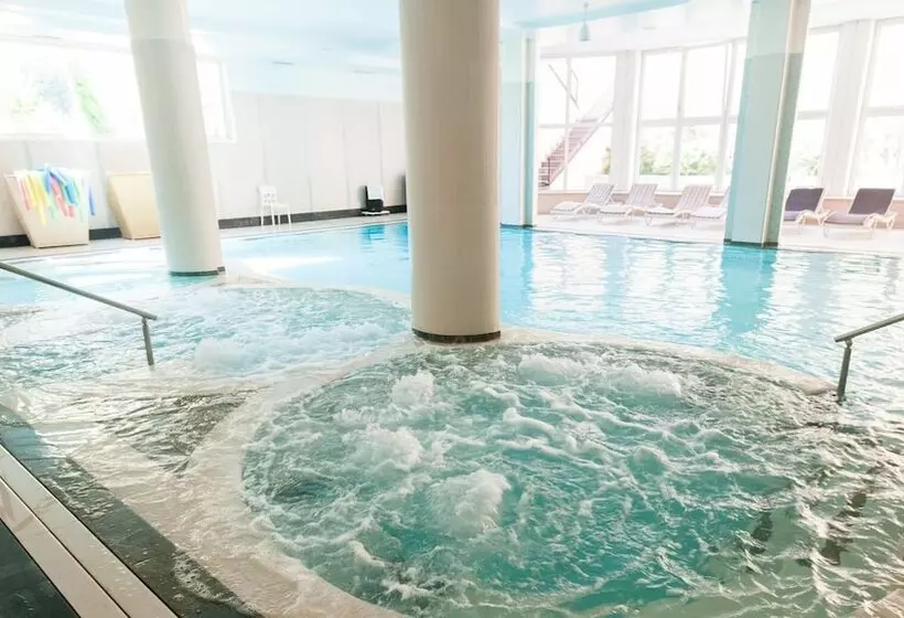 리조트 La Cartiera