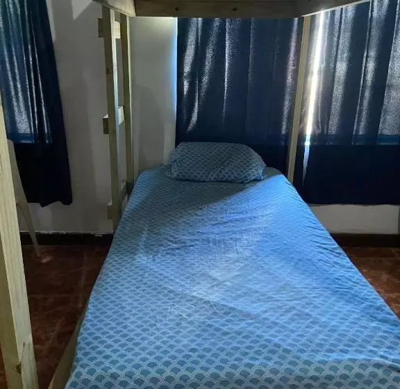 هاستل Beach Dorms