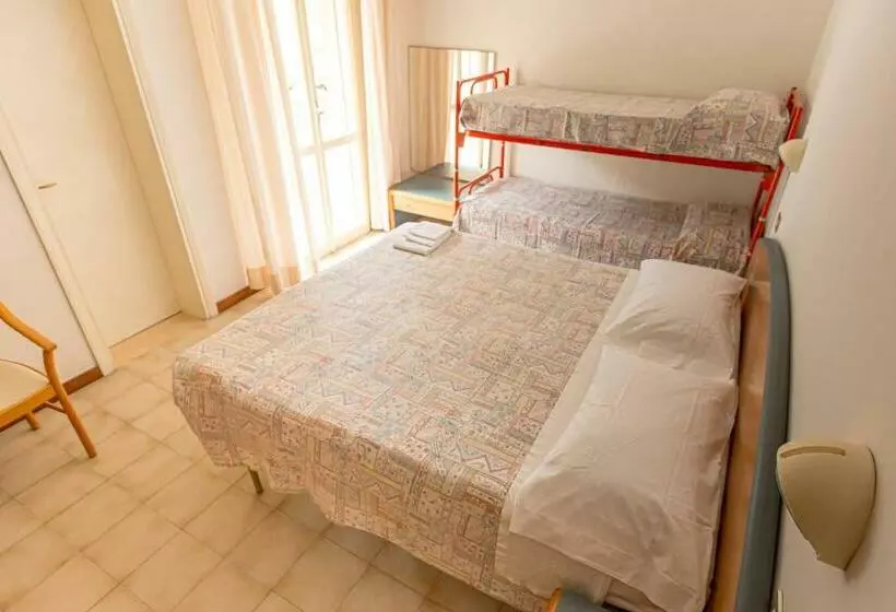 هاستل Pensione Villa Elsa B&b