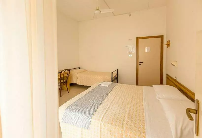 هاستل Pensione Villa Elsa B&b