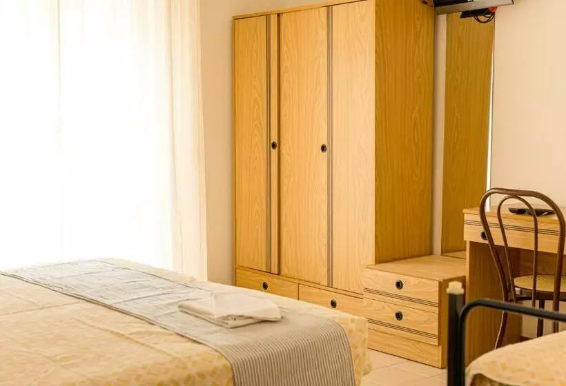 هاستل Pensione Villa Elsa B&b