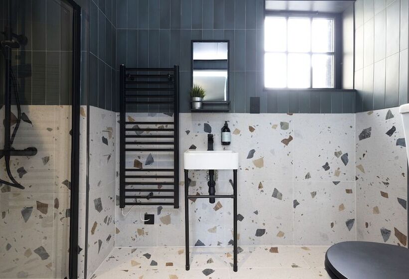 צימר Joivy 30 Castle Street Deluxe Apartments