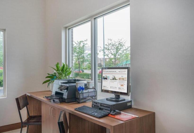 Holiday Inn Express Hotel & Suites Frankfort, An Ihg