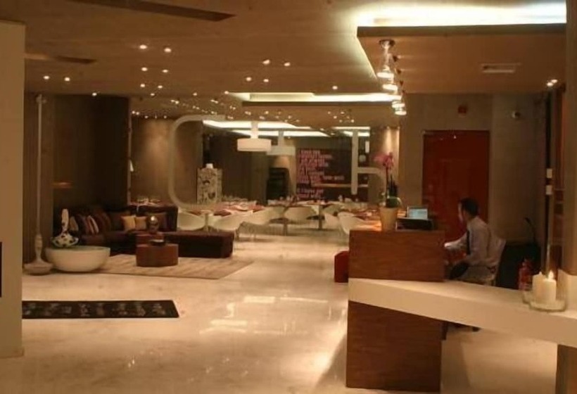 ホテル 1000 Colors