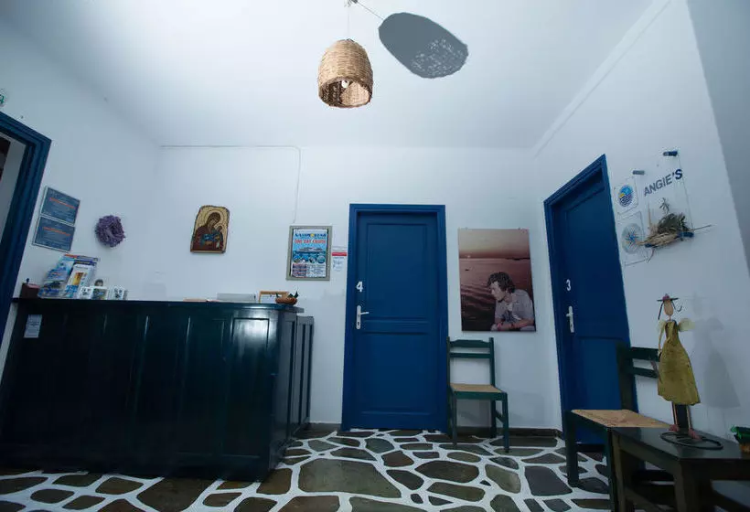 هتل Angeliki S Studios Paros