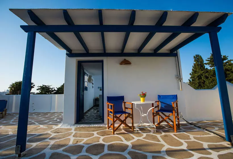 هتل Angeliki S Studios Paros